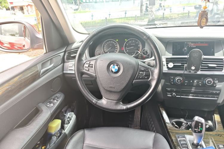 Used BMW X3 2013 Facelifted xDrive20i Luxury Edition Steering Wheel