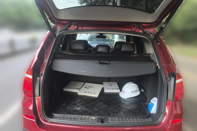 Used BMW X3 2013 xDrive28i Leading Model Trunk