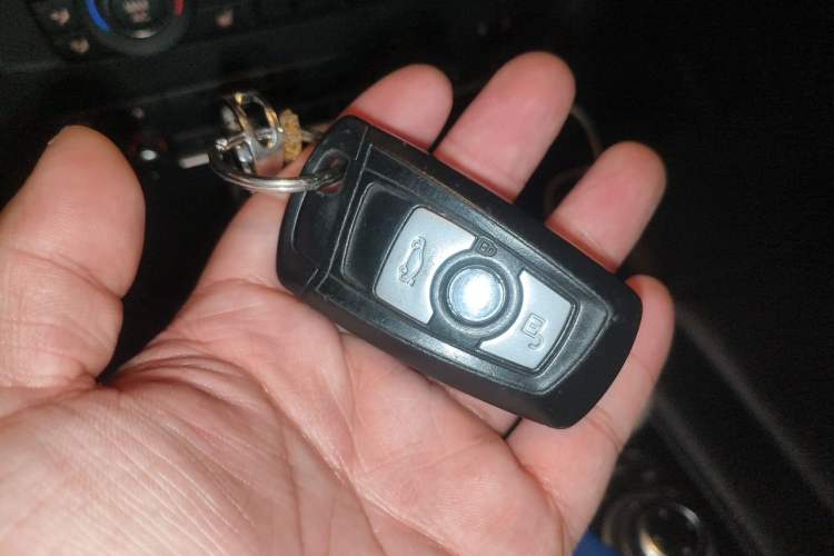 Used BMW X3 2013 xDrive20i Luxury Edition Vehicle Key
