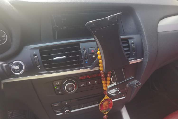 Used BMW X3 2013 xDrive28i Luxury Model Audio And AC Panel