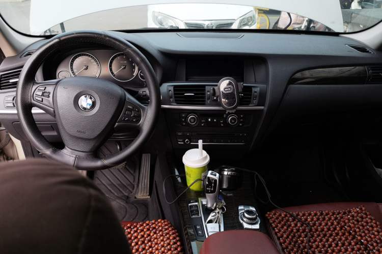 Used BMW X3 2013 Facelifted xDrive20i Luxury Edition Center Console