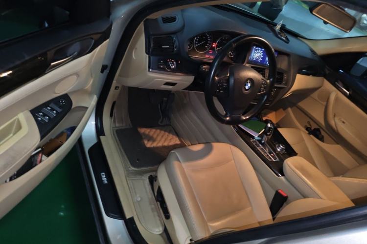 Used BMW X3 2013 Facelifted xDrive20i Luxury Edition Driver Seat