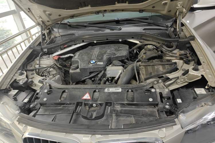 Used BMW X3 2013 Facelifted xDrive20i Luxury Edition Engine Bay