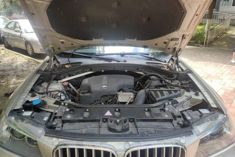 Used BMW X3 2013 xDrive28i Luxury Model Engine Bay