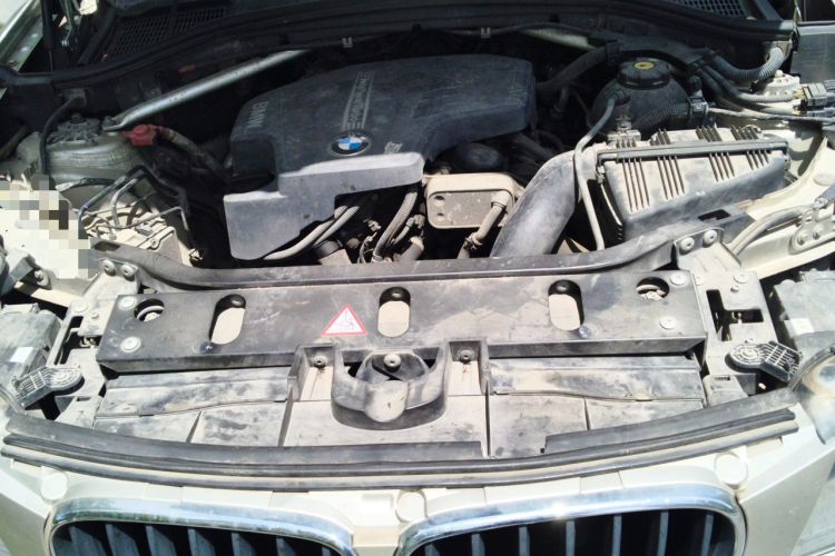 Used BMW X3 2013 Facelifted xDrive20i Luxury Edition Engine Bay