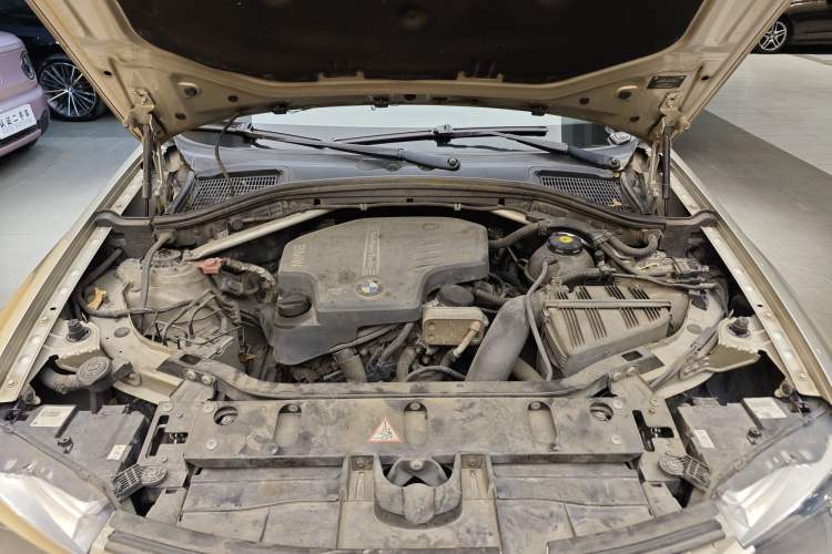 Used BMW X3 2013 Facelifted xDrive20i Luxury Edition Engine Bay