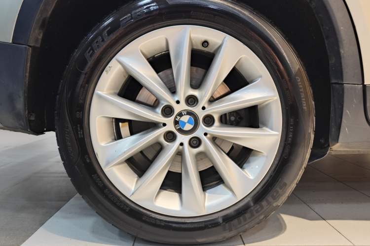 Used BMW X3 2013 Facelifted xDrive20i Luxury Edition Exterior 1