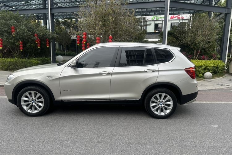Used BMW X3 2013 Facelifted xDrive20i Luxury Edition Exterior 11