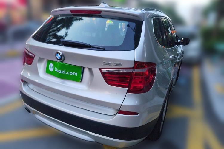 Used BMW X3 2013 Facelifted xDrive20i Luxury Edition Exterior 5