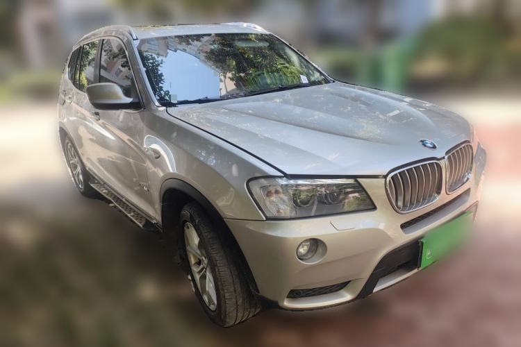 Used BMW X3 2013 xDrive28i Luxury Model Front Right 45 Deg