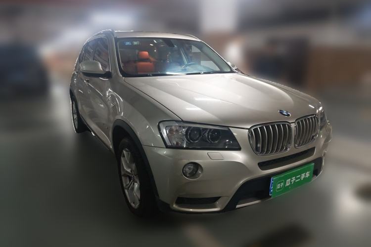 Used BMW X3 2013 xDrive28i Luxury Model Front Right 45 Deg