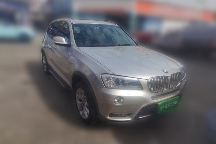 Used BMW X3 2013 xDrive28i Luxury Model Front Right 45 Deg