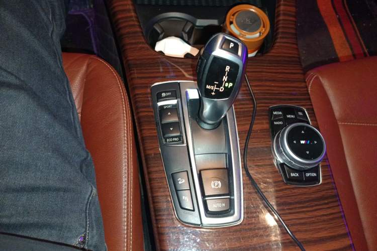 Used BMW X3 2013 Restyled xDrive28i Leading Edition Gear Lever