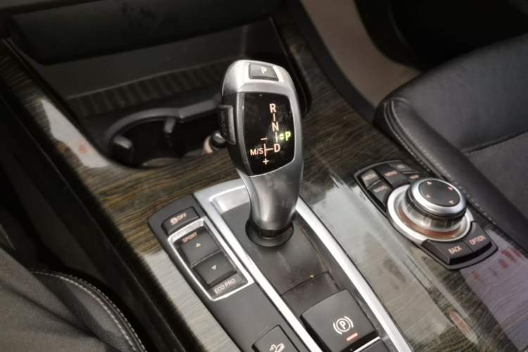 Used BMW X3 2013 xDrive20i Luxury Edition Gear Lever