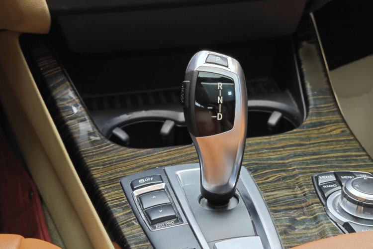 Used BMW X3 2013 Facelifted xDrive20i Luxury Edition Gear Lever