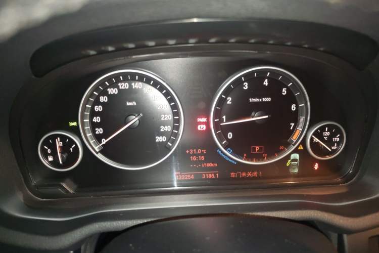 Used BMW X3 2013 xDrive28i Luxury Model Instrument Cluster