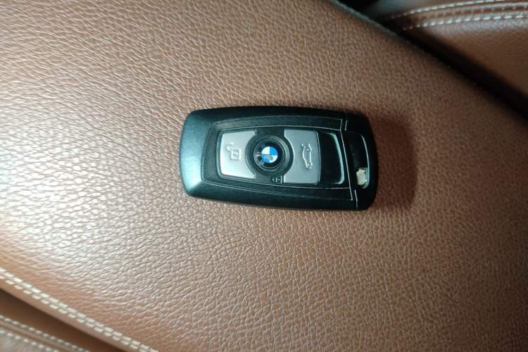 Used BMW X3 2013 Facelifted xDrive20i Luxury Edition Interior 1