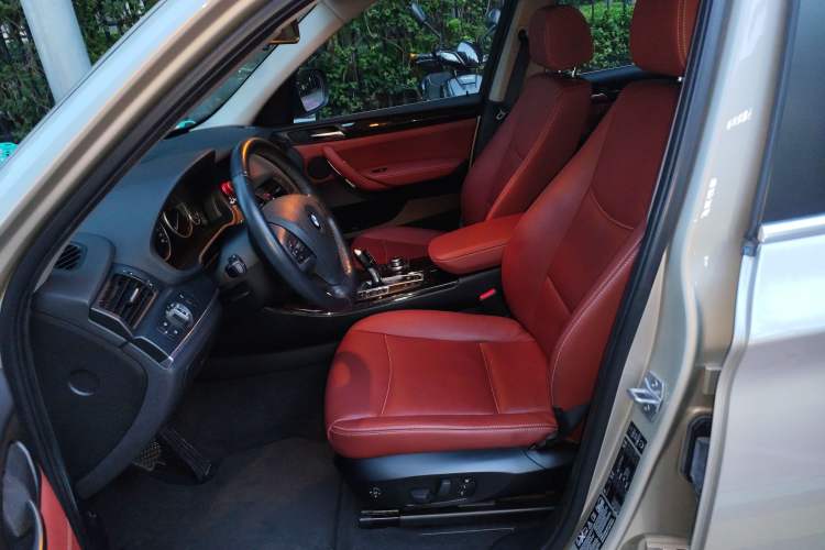 Used BMW X3 2013 Facelifted xDrive20i Luxury Edition Left Front Seat