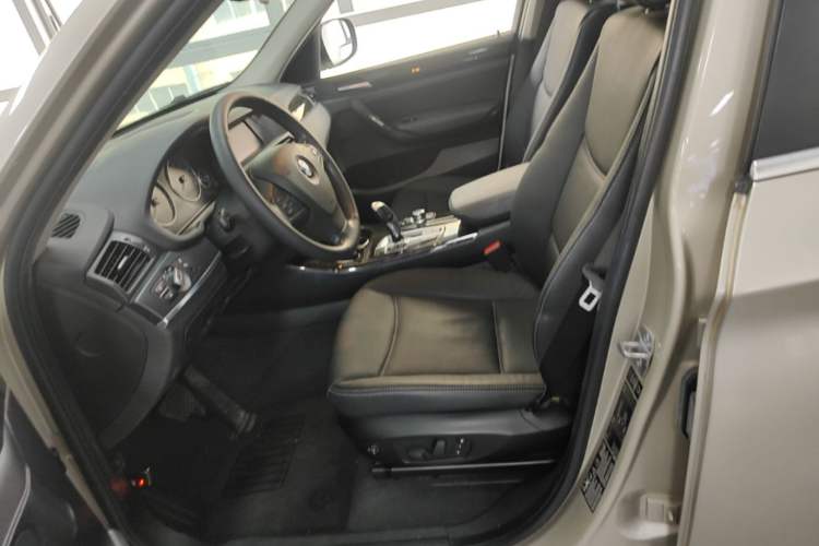 Used BMW X3 2013 Facelifted xDrive20i Luxury Edition Left Front Seat