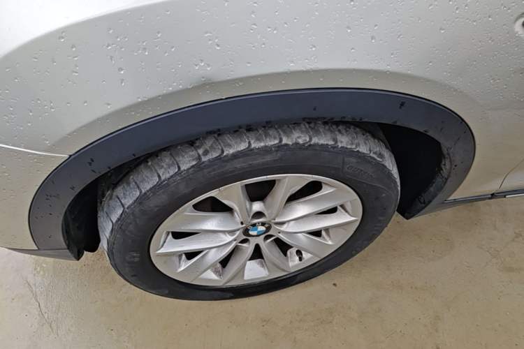 Used BMW X3 2013 Facelifted xDrive20i Luxury Edition Left Front Wheel Hub