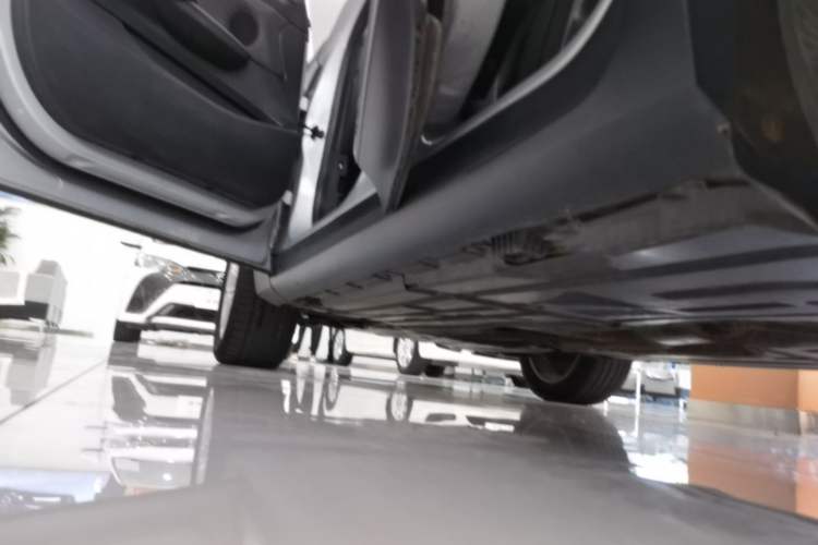 Used BMW X3 2013 xDrive20i Luxury Edition Left Side Sill