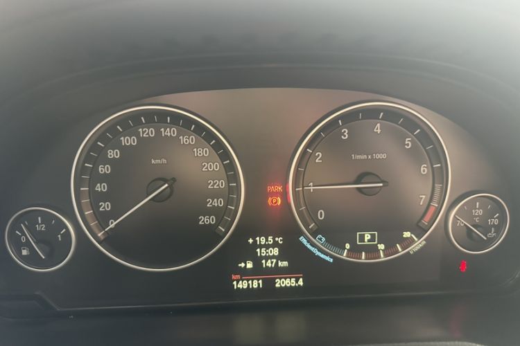 Used BMW X3 2013 Facelifted xDrive20i Luxury Edition Odometer Close Up