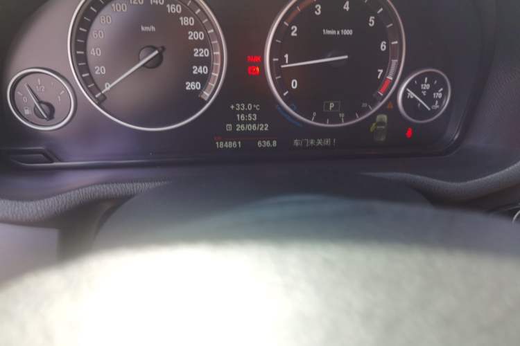 Used BMW X3 2013 xDrive28i Luxury Model Odometer Close Up