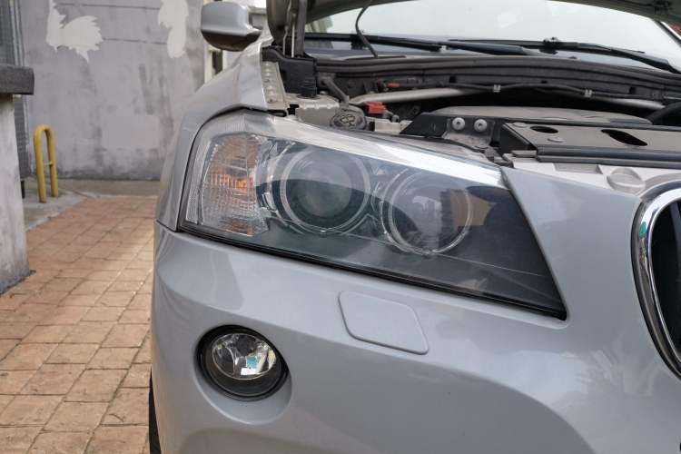Used BMW X3 2013 Facelifted xDrive20i Luxury Edition Right Front Headlight