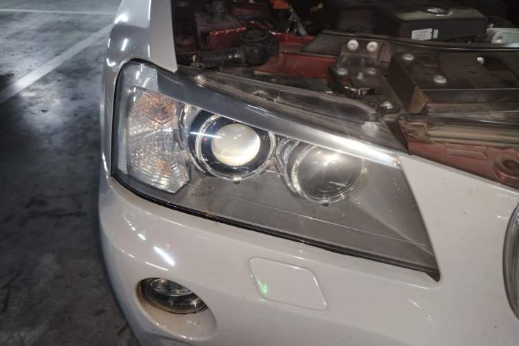 Used BMW X3 2013 Facelifted xDrive20i Luxury Edition Right Front Headlight