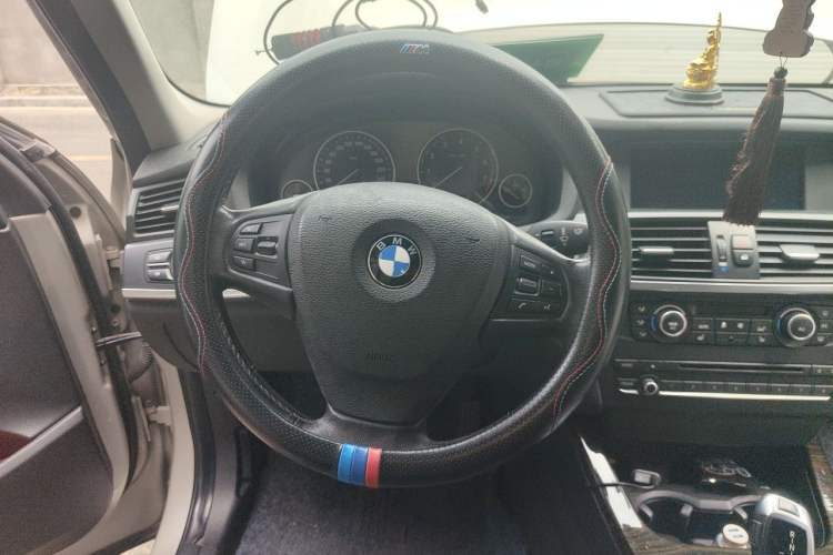 Used BMW X3 2013 xDrive20i Luxury Edition Steering Wheel