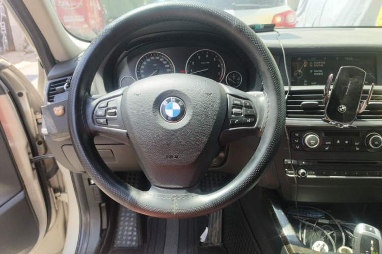 Used BMW X3 2013 xDrive20i Luxury Edition Steering Wheel