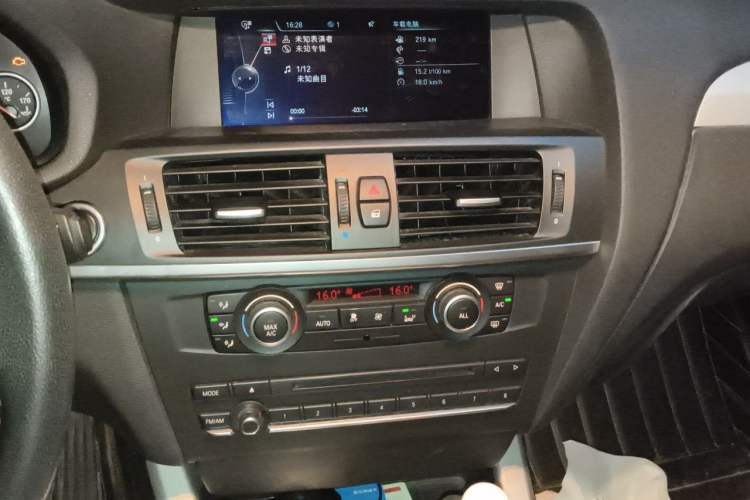 Used BMW X3 2013 Restyled xDrive28i Leading Edition Audio And AC Panel