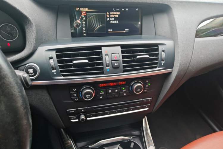 Used BMW X3 2013 Facelifted xDrive20i Luxury Edition Audio And AC Panel