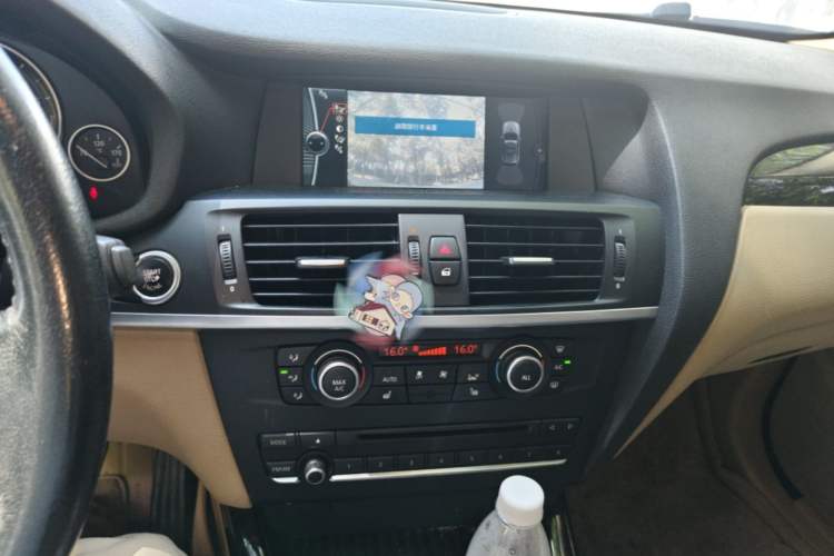 Used BMW X3 2013 xDrive20i Luxury Edition Audio And AC Panel
