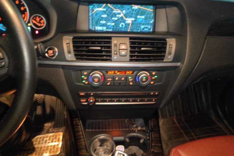 Used BMW X3 2013 Revised xDrive28i Luxury Edition Audio And AC Panel