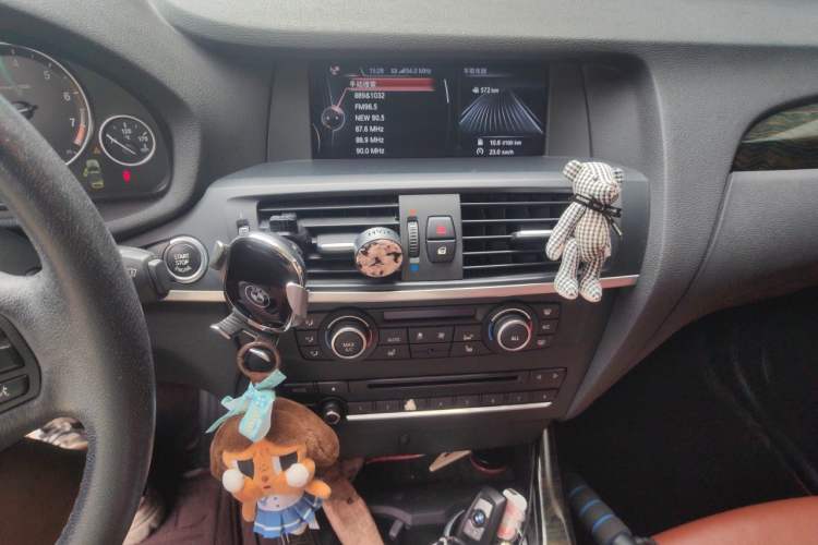 Used BMW X3 2013 xDrive20i Luxury Edition Audio And AC Panel