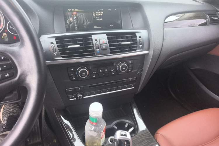 Used BMW X3 2013 xDrive20i Luxury Edition Audio And AC Panel