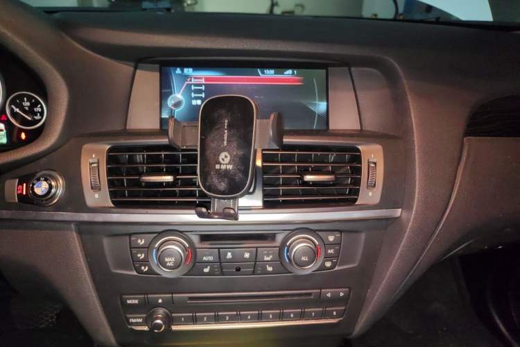 Used BMW X3 2013 Facelifted xDrive20i Luxury Edition Audio And AC Panel
