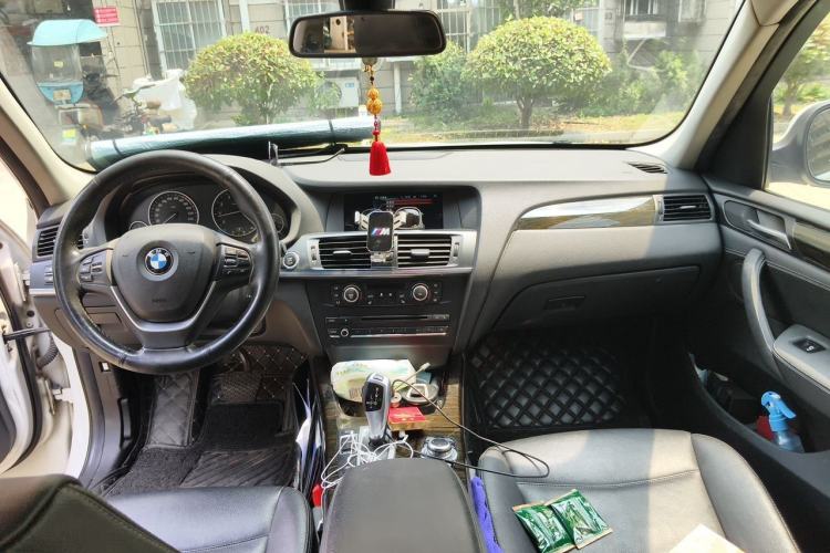 Used BMW X3 2013 Revised xDrive28i Luxury Edition Center Console