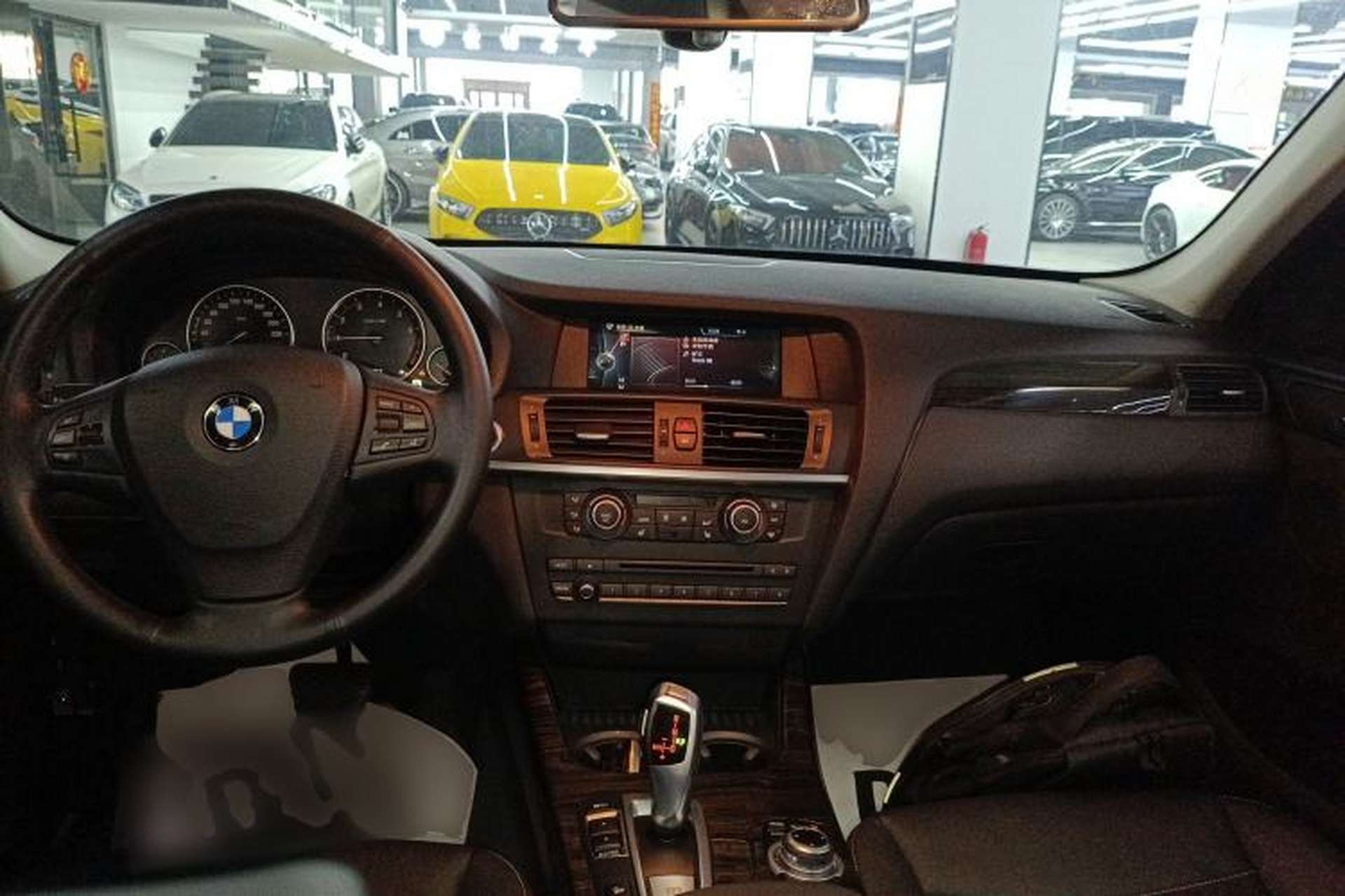 Used BMW X3 2013 Facelifted xDrive20i Luxury Edition Center Console