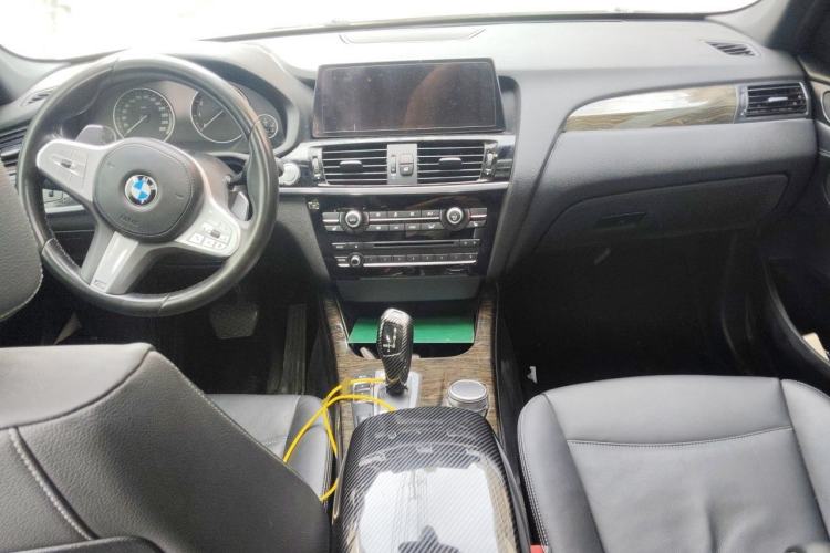 Used BMW X3 2013 Facelifted xDrive20i Luxury Edition Center Console