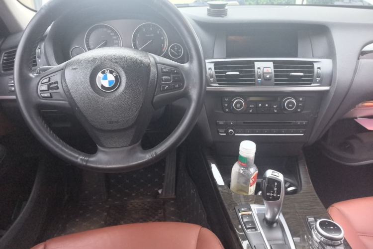 Used BMW X3 2013 xDrive20i Luxury Edition Center Console