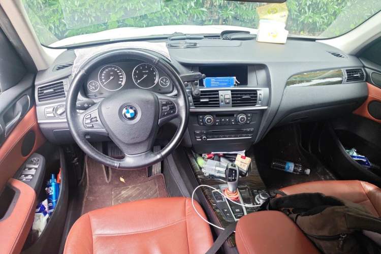 Used BMW X3 2013 xDrive20i Luxury Edition Center Console