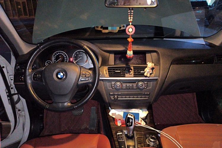 Used BMW X3 2013 xDrive20i Luxury Edition Center Console