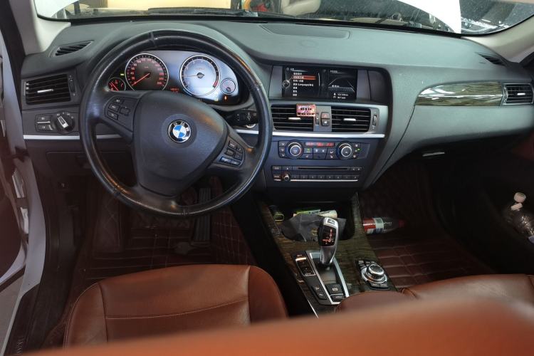 Used BMW X3  Center Console