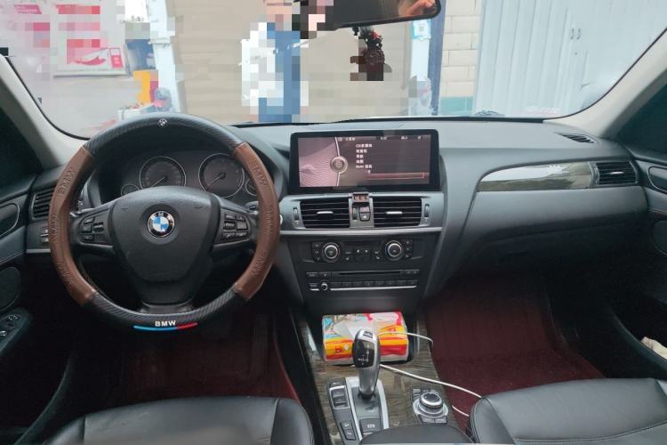 Used BMW X3 2013 xDrive28i Leading Model Center Console