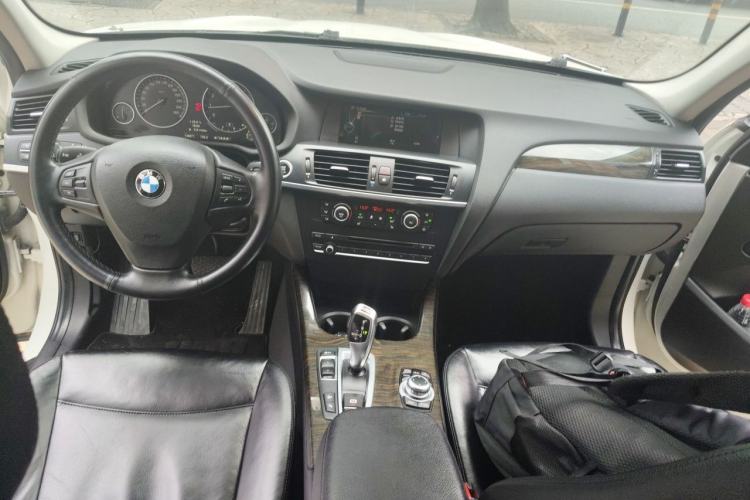 Used BMW X3 2013 xDrive20i Luxury Edition Center Console