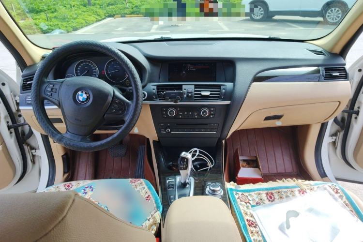 Used BMW X3 2013 Facelifted xDrive20i Luxury Edition Center Console