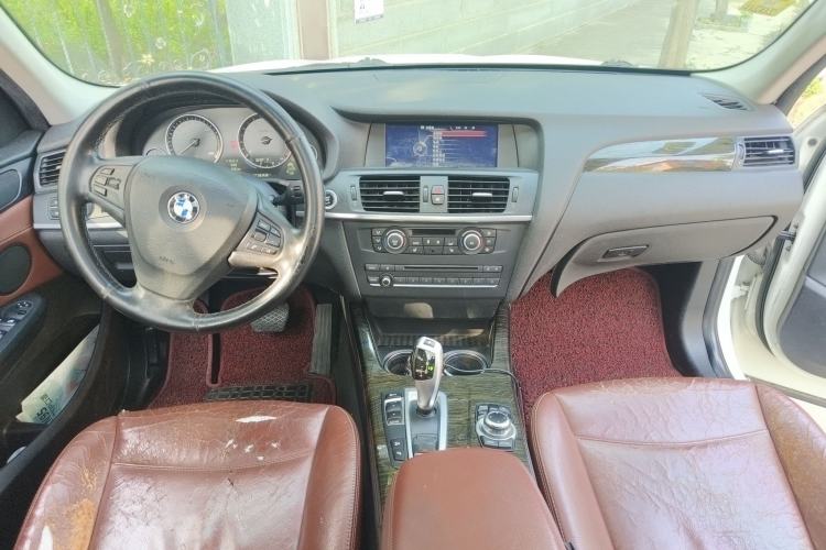Used BMW X3 2013 xDrive20i Luxury Edition Center Console