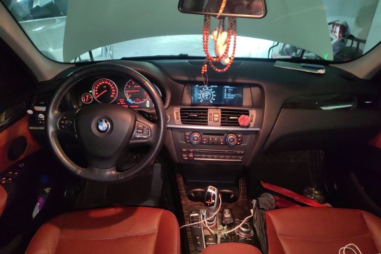Used BMW X3 2013 Facelifted xDrive20i Luxury Edition Center Console